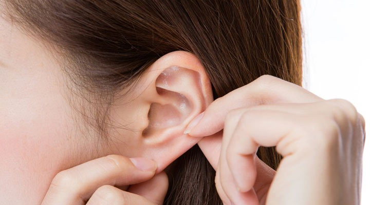 نقاط حساس بدن زنان و مردان برای تحریک جنسی 28 نقاط حساس بدن؛ گوشها