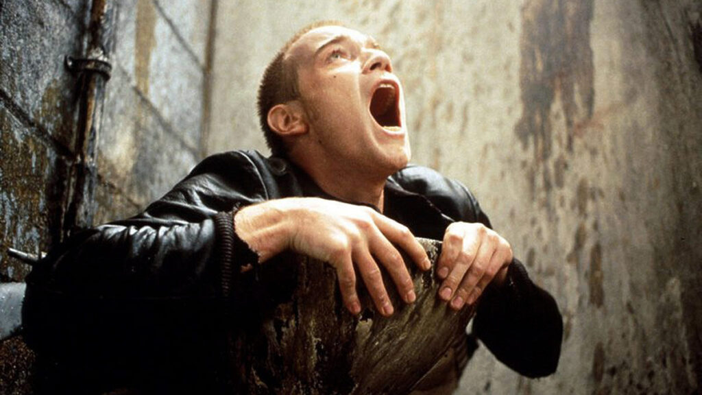 بهترین فیلم های کمدی جنایی که باید تماشا کنید 17 Trainspotting