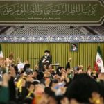 دیدار دانش‌آموزان و دانشجویان با رهبر انقلاب+ عکس