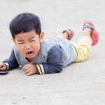 مقابله کودکی که شما را بازی می‌دهد